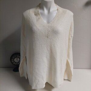 H & M Divided Cream Ivory Tunic Sweater M Ribbed Knit V-Neck Oversized Minimalis